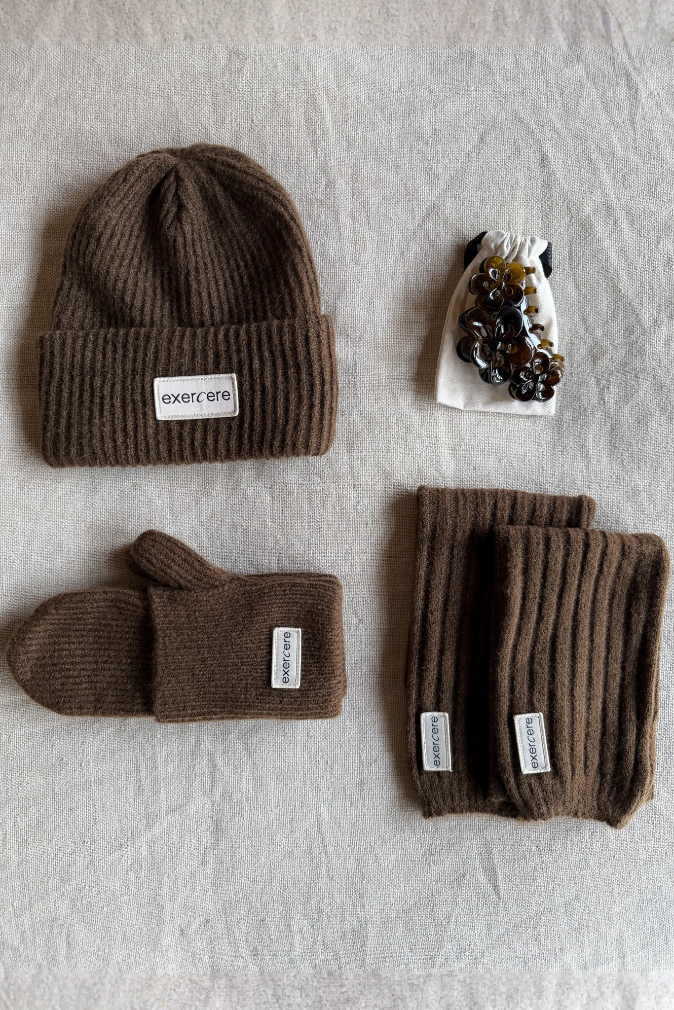 Limited Amber Mittens - Image 3