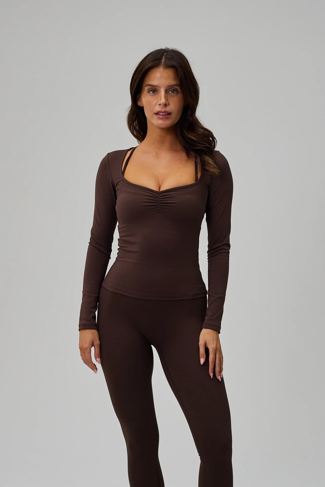 Scrunch Long Sleeve - Pecan Brown